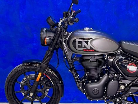 Royal Enfield Hunter 350 Dapper