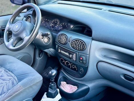 Renault Scénic RT 2.0