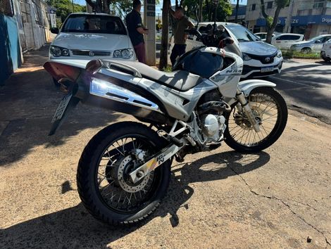 HONDA NX-4 FALCON 400