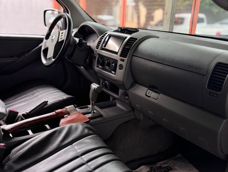 Nissan Frontier SEL CD 4x4 2.5 TB Diesel Aut.