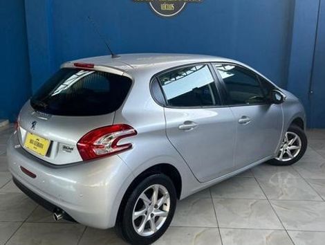 Peugeot 208 act pack