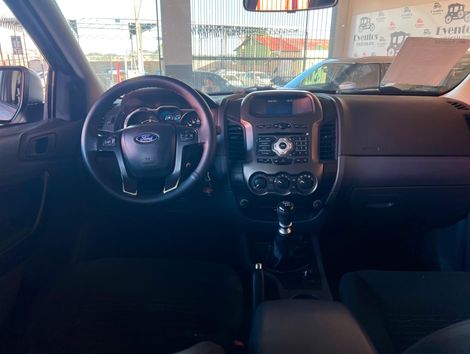 Ford Ranger XLS 2.2 4x4 CD Diesel Mec.
