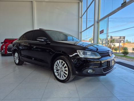 VolksWagen JETTA Highline 2.0 TSI 16V 4p Tiptronic