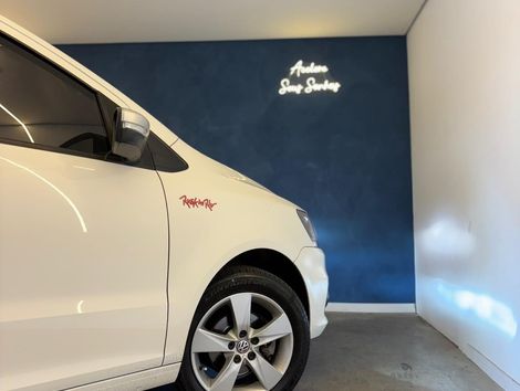 VolksWagen Fox Rock in Rio 1.6 Mi Total Flex 8V 5p