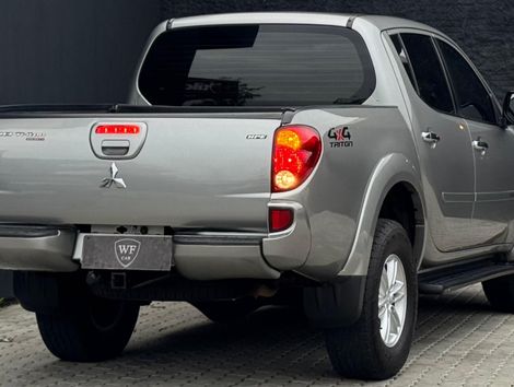 Mitsubishi L200 Triton HPE 3.2 CD TB Int.Diesel Aut