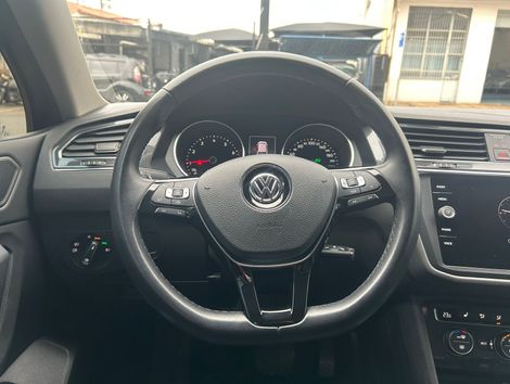 VolksWagen TIGUAN Allspac Comf 250 TSI 1.4 Flex