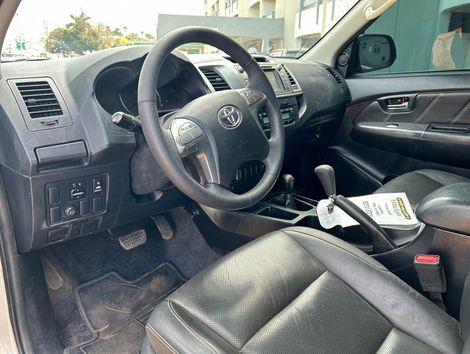 Toyota Hilux CD SRV D4-D 4x4 3.0 TDI Diesel Aut
