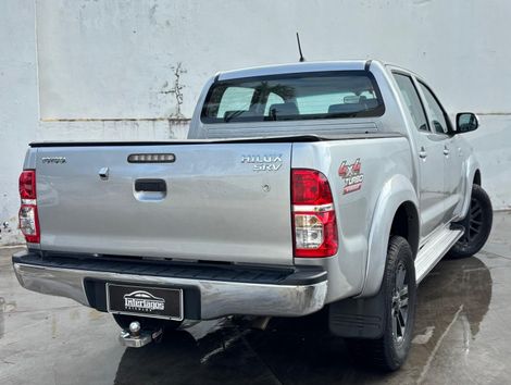 Toyota Hilux CD SRV D4-D 4x4 3.0 TDI Diesel Aut