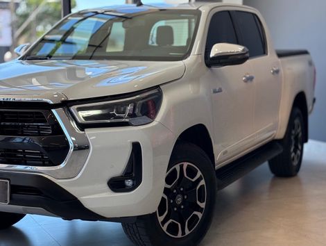 Toyota Hilux CD SRX 4x4 2.8 TDI 16V Diesel Aut.