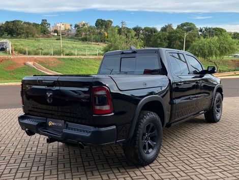 RAM 1500 REBEL 5.7 HEMI CD V8 4x4 Aut.