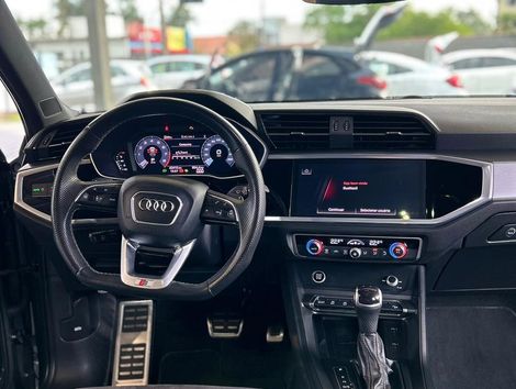 Audi Q3 SPB Perf. Black 2.0 TFSI Tipt. Quat.