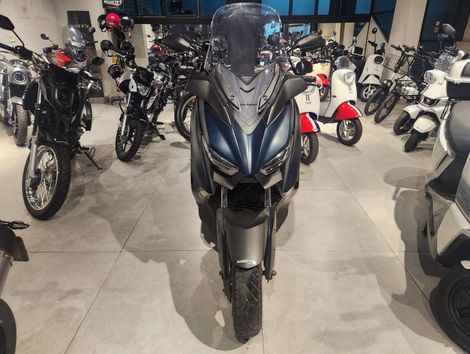  XMAX 250 ABS