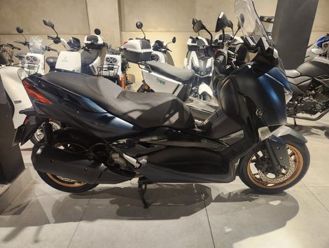  XMAX 250 ABS