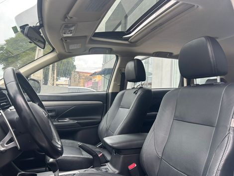 Mitsubishi OUTLANDER 2.0 16V 160cv Aut.