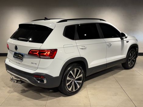 VolksWagen TAOS Comfortline 1.4 250 TSI Flex Aut.