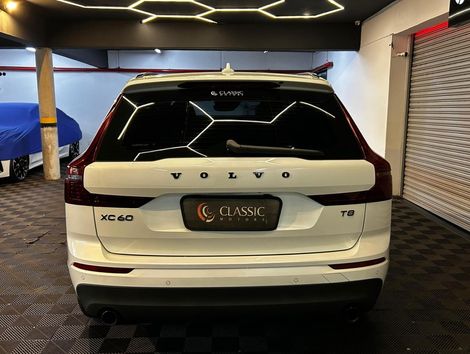 Volvo XC60 2.0 T8 HYBRID MOMENTUM AWD GEARTRONIC