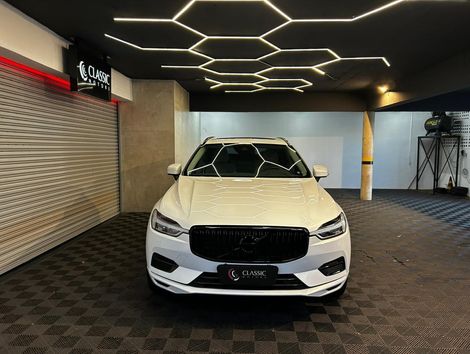 Volvo XC60 2.0 T8 HYBRID MOMENTUM AWD GEARTRONIC