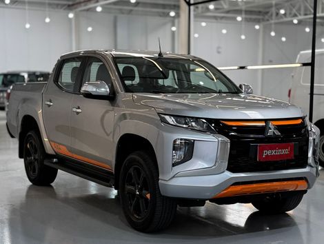 Mitsubishi L200 Triton Sport HPE-S 2.4 CD Dies. Aut