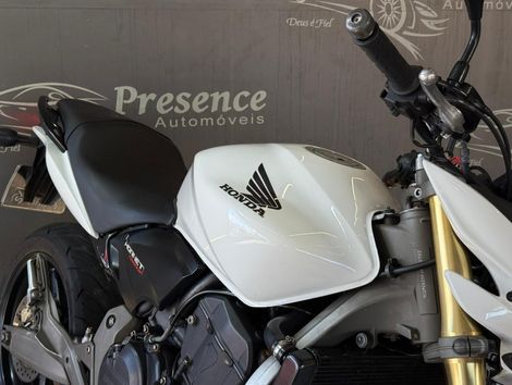 HONDA CB 600F HORNET