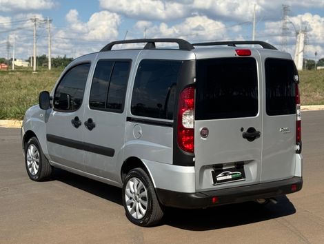 Fiat Doblo ESSENCE 1.8 Flex 16V 5p