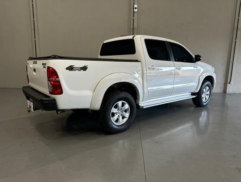Toyota Hilux CD SRV 4x4 2.7 Flex 16V Aut.