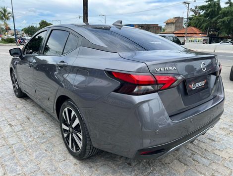 Nissan VERSA Exclusive 1.6 16V Flex Aut.