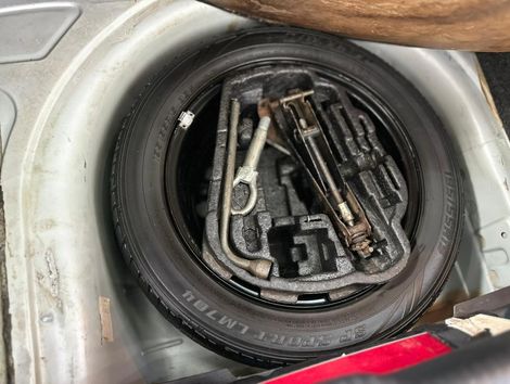 VolksWagen Polo SPORTLINE 1.6 Mi Total Flex 8V 5p