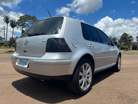 VolksWagen Golf 2.0/2.0 T. Flex Mec.(Black & Silv)