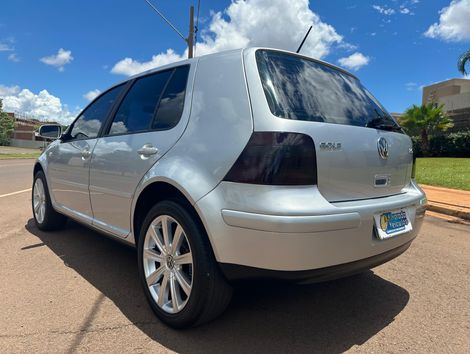 VolksWagen Golf 2.0/2.0 T. Flex Mec.(Black & Silv)