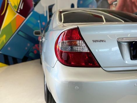 Toyota Camry XLE 3.0 24V 186cv