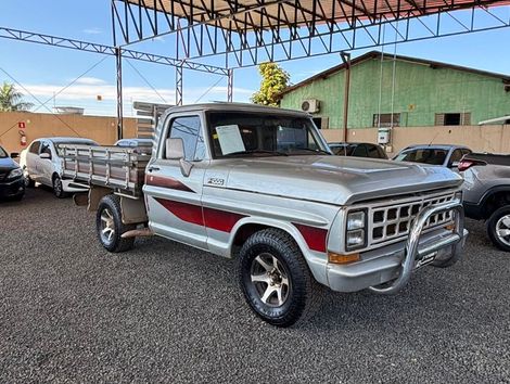 Ford F-1000 S. S. Diesel / S.S. Diesel Turbo