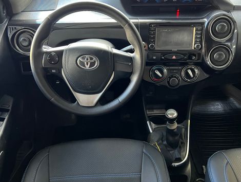 Toyota ETIOS PLATINUM Sed. 1.5 Flex 16V 4p Mec.