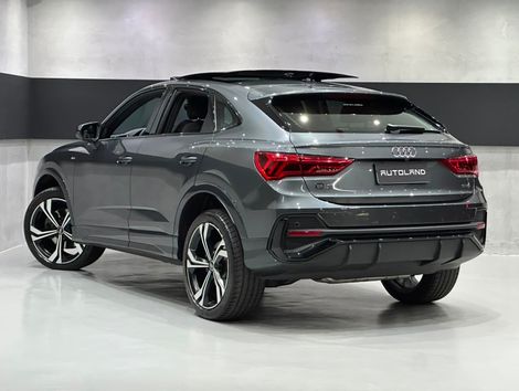 Audi Q3 SPB Perf. Black 2.0 TFSI Tipt. Quat.