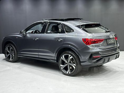 Audi Q3 SPB Perf. Black 2.0 TFSI Tipt. Quat.