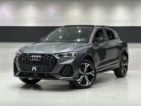 Audi Q3 SPB Perf. Black 2.0 TFSI Tipt. Quat.