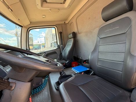 VOLKSWAGEN 24-260 E Constel. 6x2 2p (diesel)(E5)