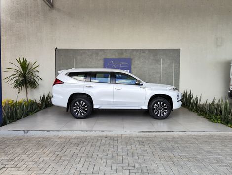 Mitsubishi Pajero Sport HPE-S 2.4  4x4 Diesel Aut.