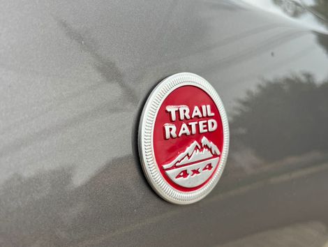 Jeep COMPASS TRAILHAWK 2.0 4x4 Dies. 16V Aut.