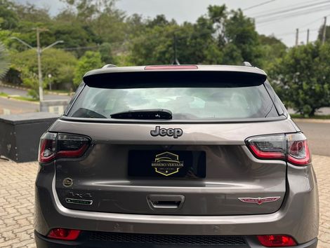 Jeep COMPASS TRAILHAWK 2.0 4x4 Dies. 16V Aut.