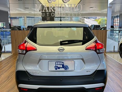 Nissan KICKS SL 1.6 16V FlexStar 5p Aut.