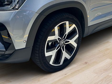 VolksWagen TAOS Highline 1.4 250 TSI Flex Aut.