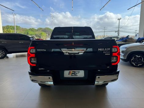 Toyota Hilux CD SRX Plus 4x4 2.8 TDI Die. Aut.