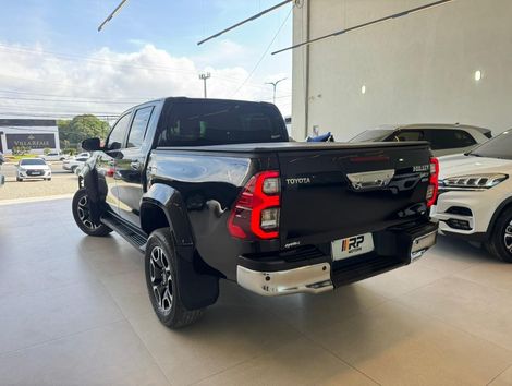 Toyota Hilux CD SRX Plus 4x4 2.8 TDI Die. Aut.