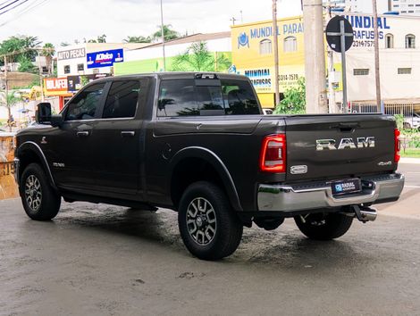 RAM 3500 LIMITED LONGHORN 6.7 TB CD Diesel