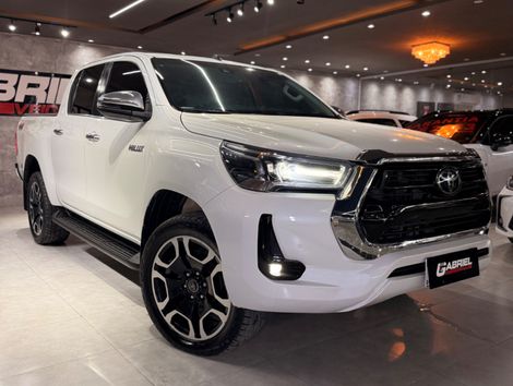 Toyota Hilux CD SRX 4x4 2.8 TDI 16V Diesel Aut.