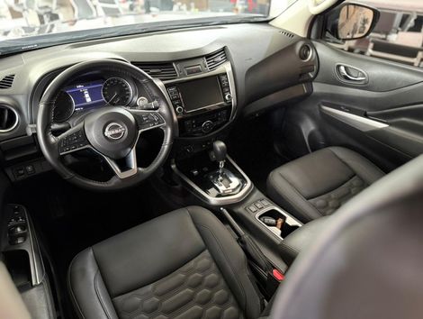 Nissan Frontier XE CD 4x4 2.3 Bi-TB Diesel Aut.