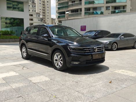 VolksWagen TIGUAN Allspac Comf 250 TSI 1.4 Flex