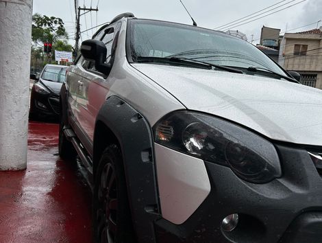 Fiat Strada Adv.Ext./ Ext. 1.8 LOCKER Flex CD