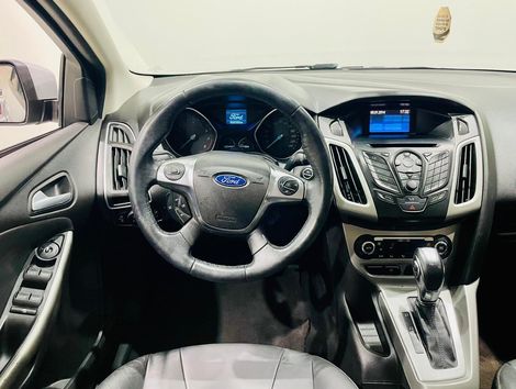 Ford Focus Sedan 2.0 16V/2.0 16V Flex 4p Aut.