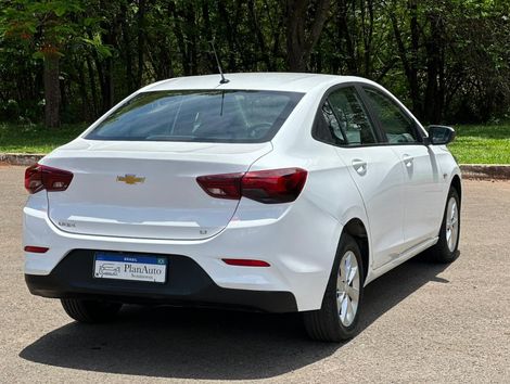 Chevrolet ONIX SEDAN Plus LT 1.0 12V Flex 4p Mec.